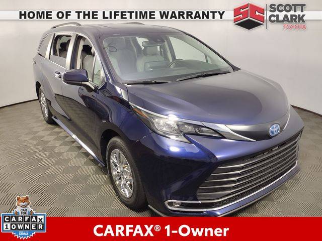 2024 Toyota Sienna XLE — Minivan — 25,482 mi — Matthews, NC