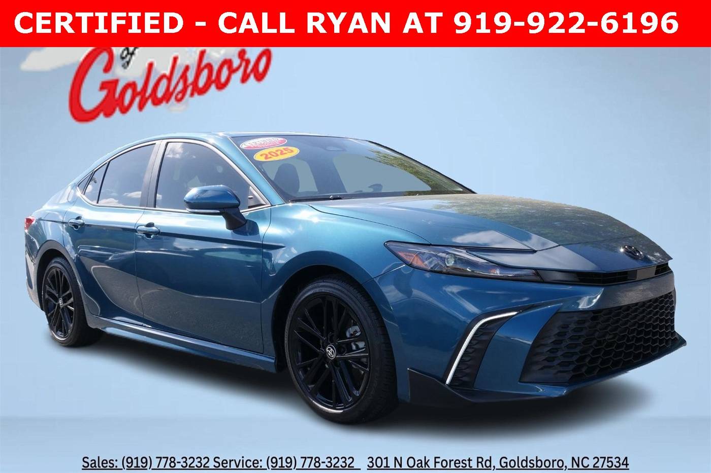 2025 Toyota Camry Hybrid SE — Sedan — 9,979 mi — Goldsboro, NC