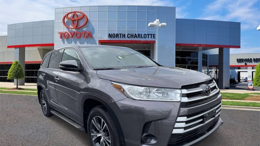 2019 Toyota Highlander LE V6 — SUV — 15,856 mi — Huntersville, NC