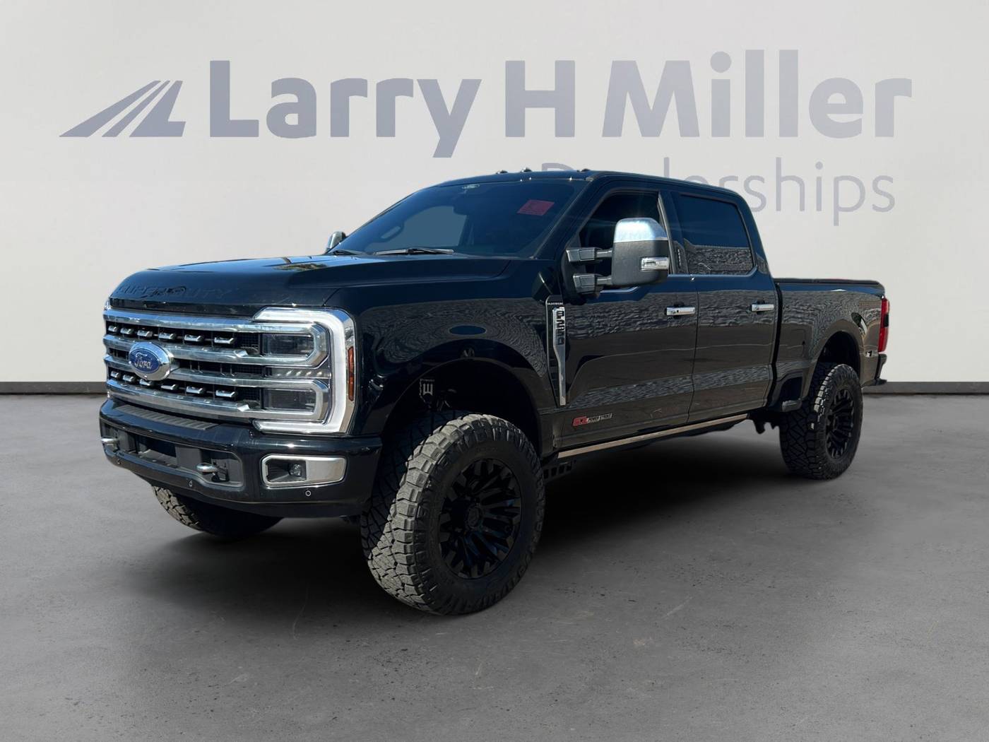 2024 Ford Super Duty F-250 Platinum — Pickup Truck — 12,500 mi — Mesa, AZ
