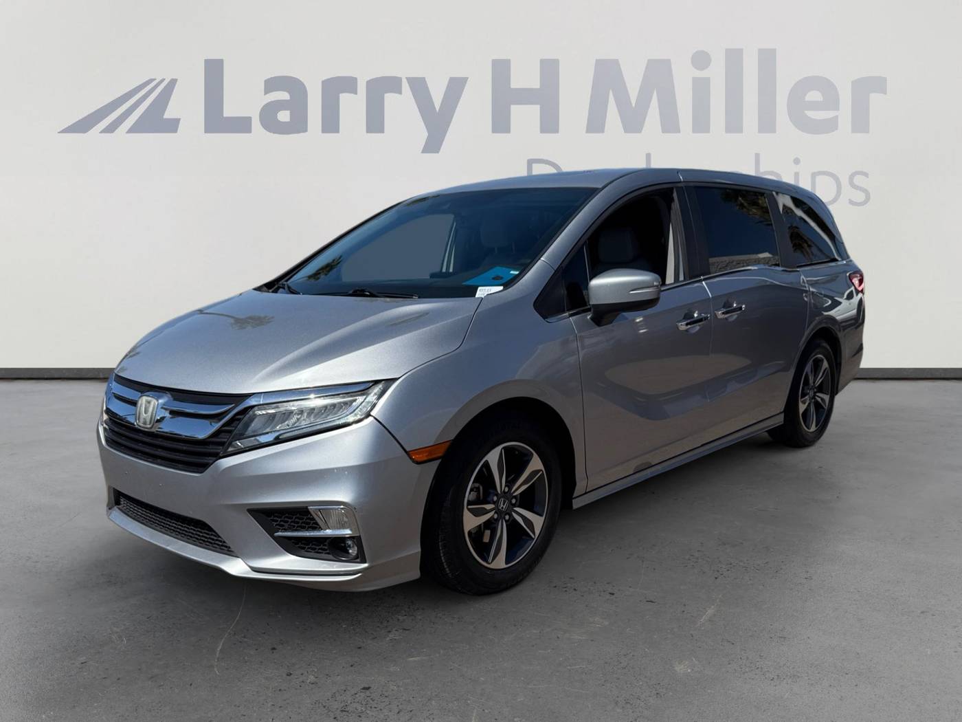 2018 Honda Odyssey Touring — Minivan — 90,487 mi — Mesa, AZ
