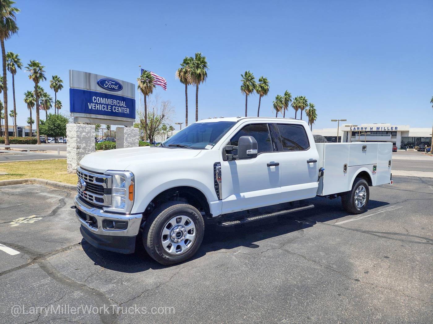 2023 Ford Super Duty F-350 Chassis Cab XLT — Chassis Cab Truck — 27,157 mi — Mesa, AZ