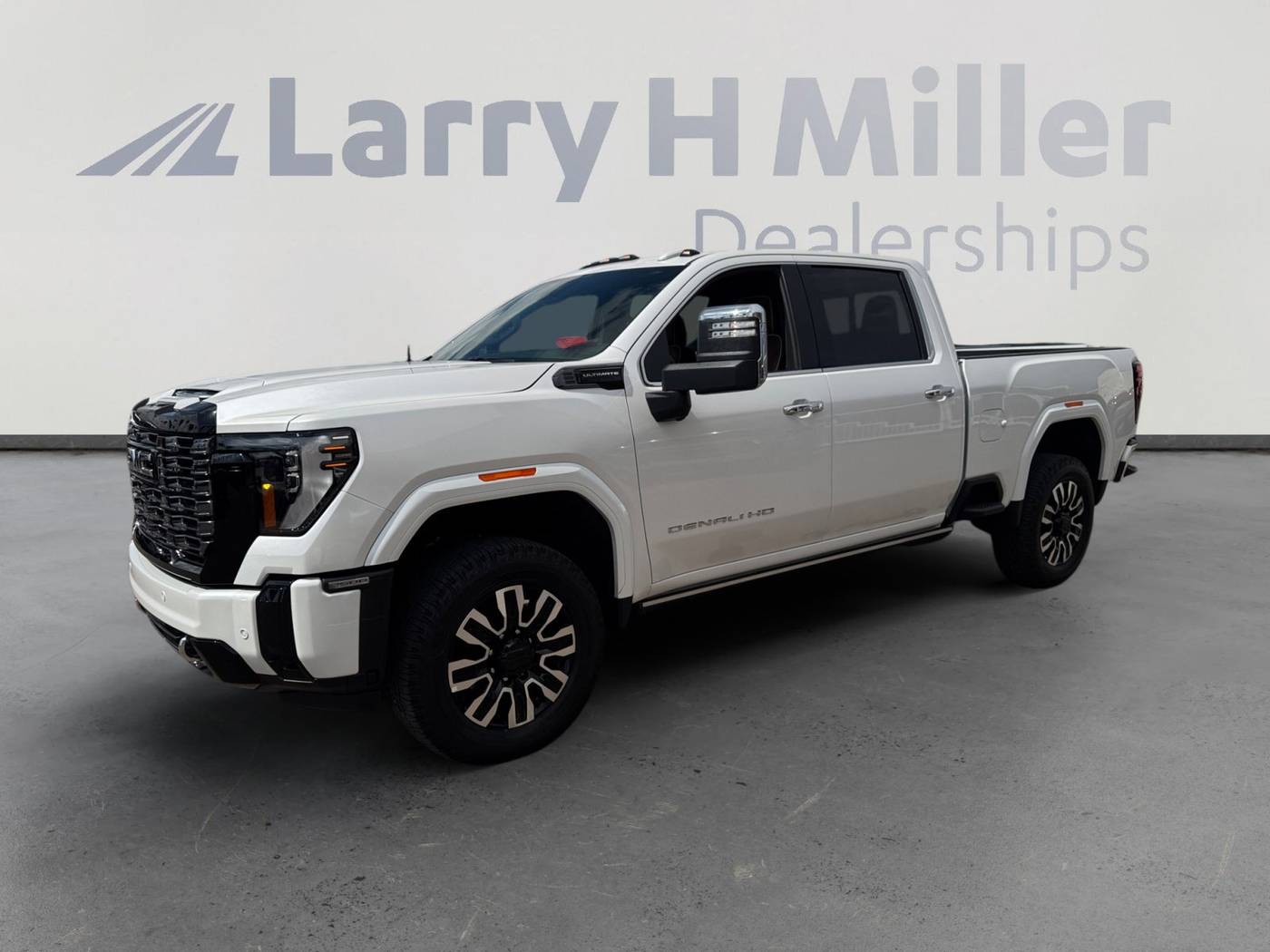 2025 GMC Sierra 2500HD Denali Ultimate — Pickup Truck — 18,606 mi — Mesa, AZ