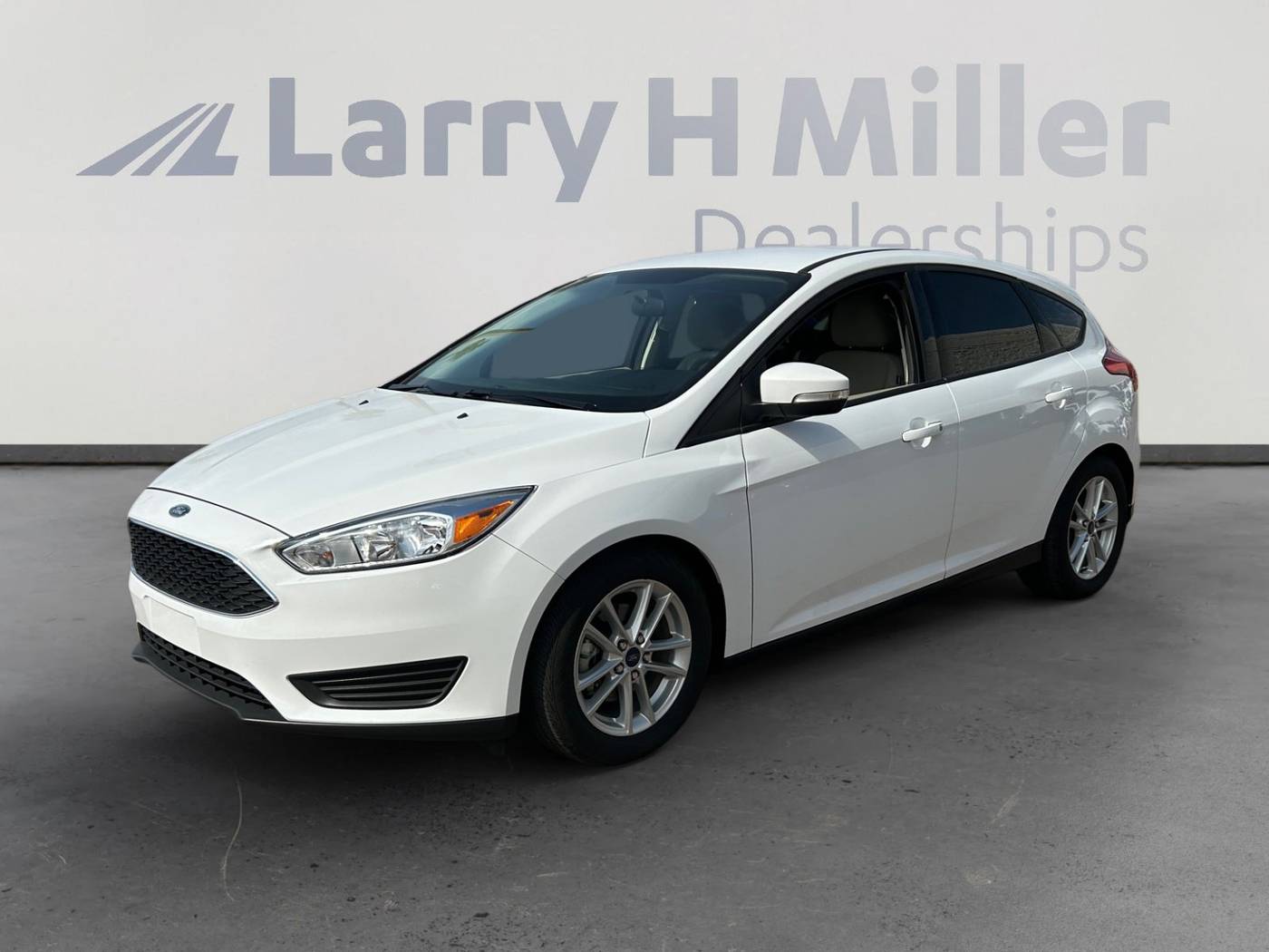 2016 Ford Focus SE — Hatchback — 29,781 mi — Mesa, AZ