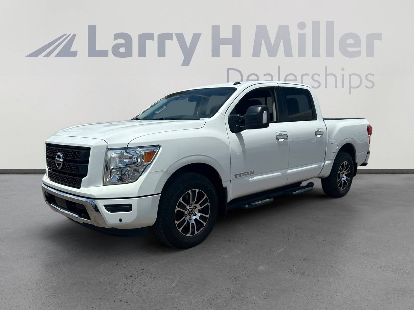 2021 Nissan Titan SV — Pickup Truck — 25,311 mi — Mesa, AZ