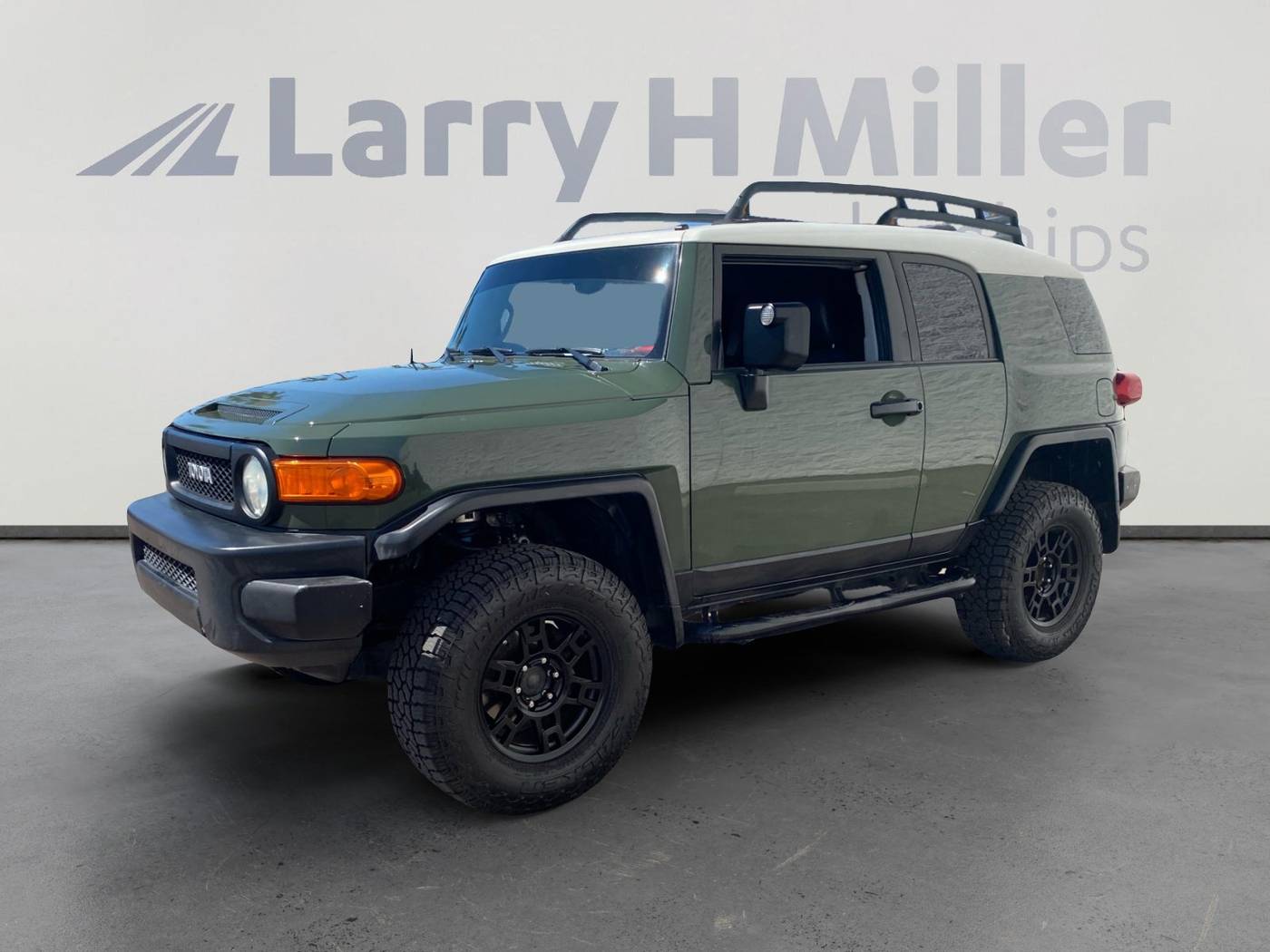 2013 Toyota FJ Cruiser Base — SUV — 95,268 mi — Mesa, AZ