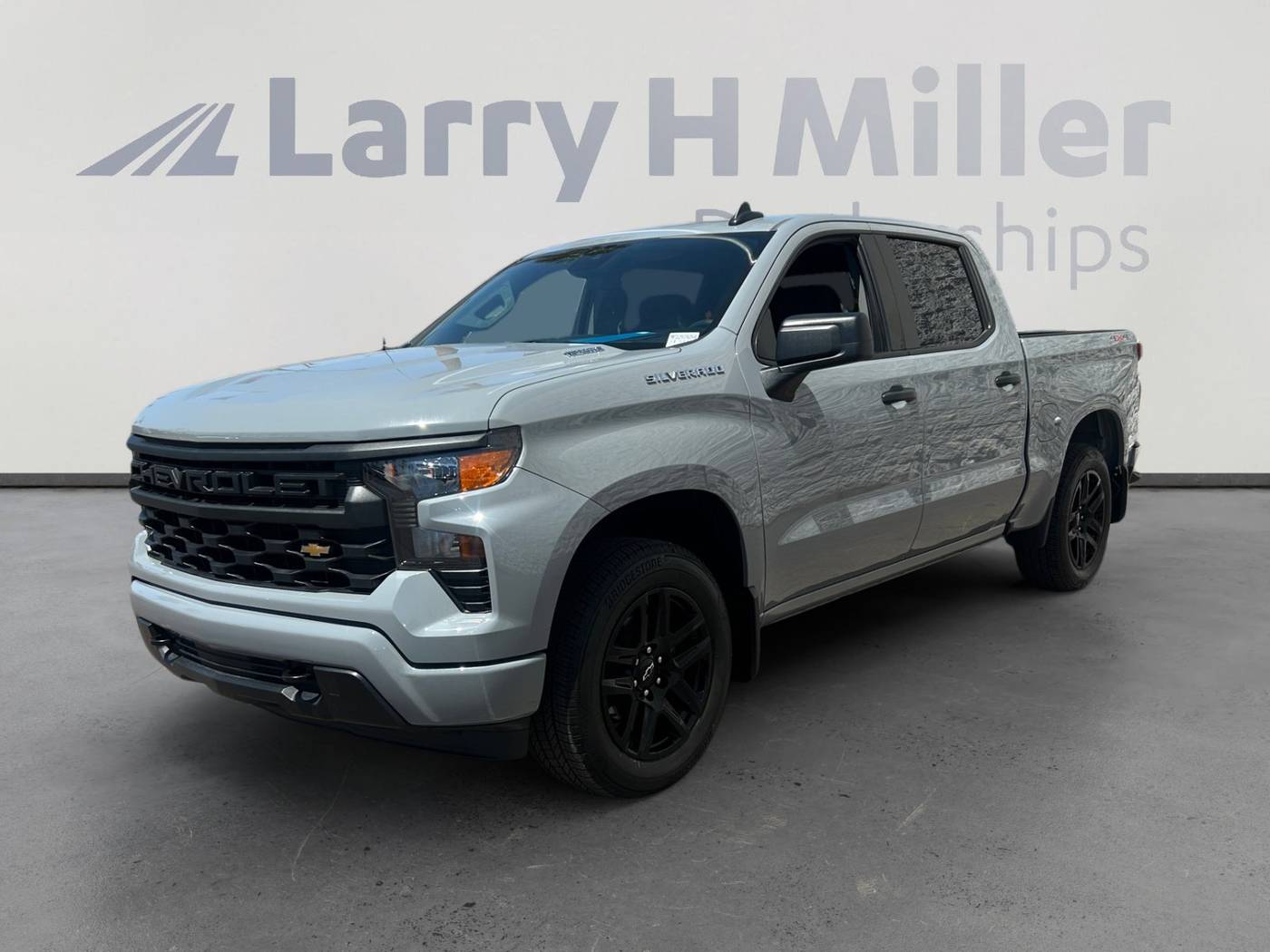 2024 Chevrolet Silverado 1500 Custom — Pickup Truck — 5,833 mi — Mesa, AZ
