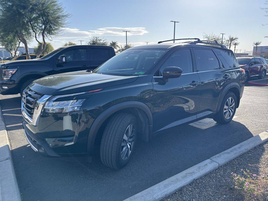 2022 Nissan Pathfinder SL — SUV — 30,363 mi — Surprise, AZ