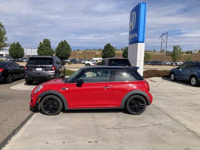 2016 MINI Hardtop Cooper — Hatchback — 90,171 mi — Prescott, AZ