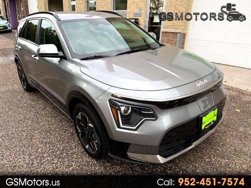 2024 Kia Niro EV Wind — SUV — 967 mi — Hopkins, MN