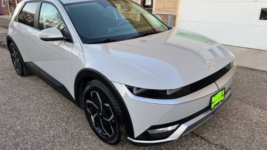 2022 Hyundai IONIQ 5 SE — SUV — 33,432 mi — Hopkins, MN