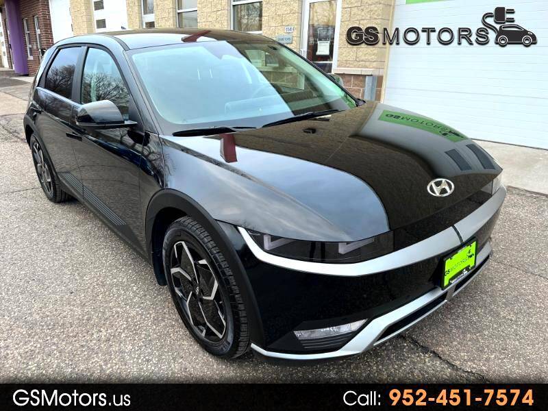 2024 Hyundai IONIQ 5 SEL — SUV — 6,100 mi — Hopkins, MN
