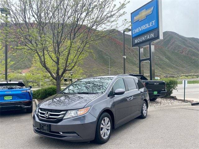 2017 Honda Odyssey SE — Minivan — 100,000 mi — Glenwood Springs, CO