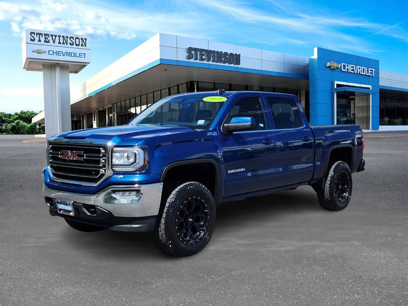 2018 GMC Sierra 1500 SLE — Pickup Truck — 126,648 mi — Lakewood, CO