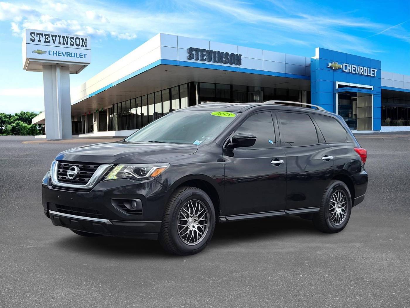 2018 Nissan Pathfinder SV — SUV — 144,746 mi — Lakewood, CO