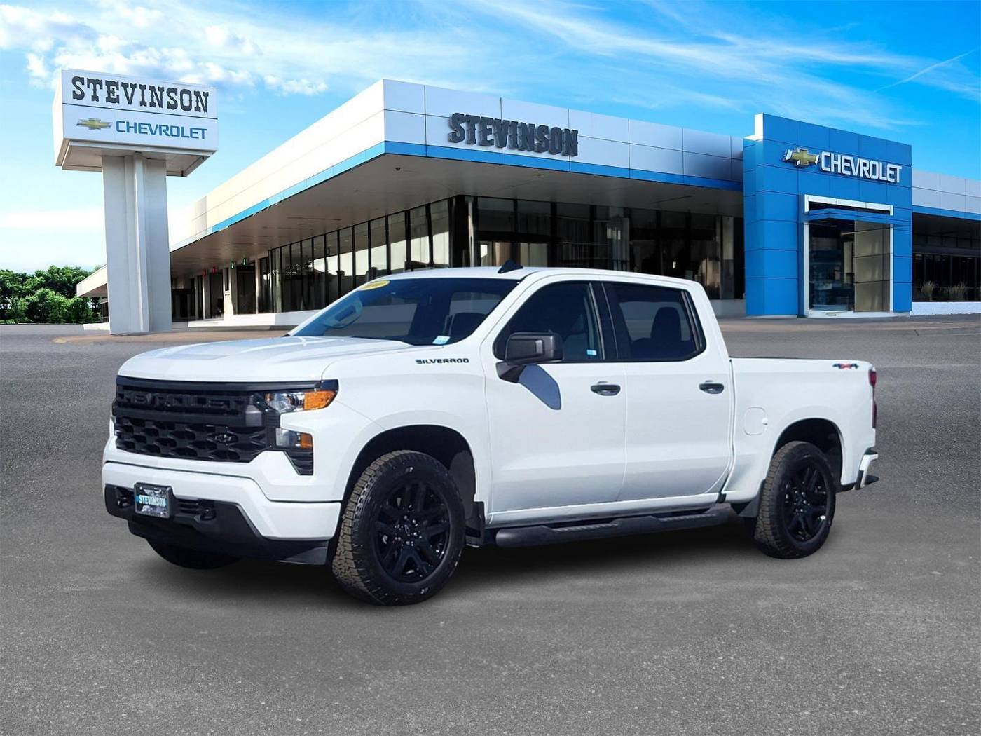 2024 Chevrolet Silverado 1500 Custom — Pickup Truck — 6,047 mi — Lakewood, CO