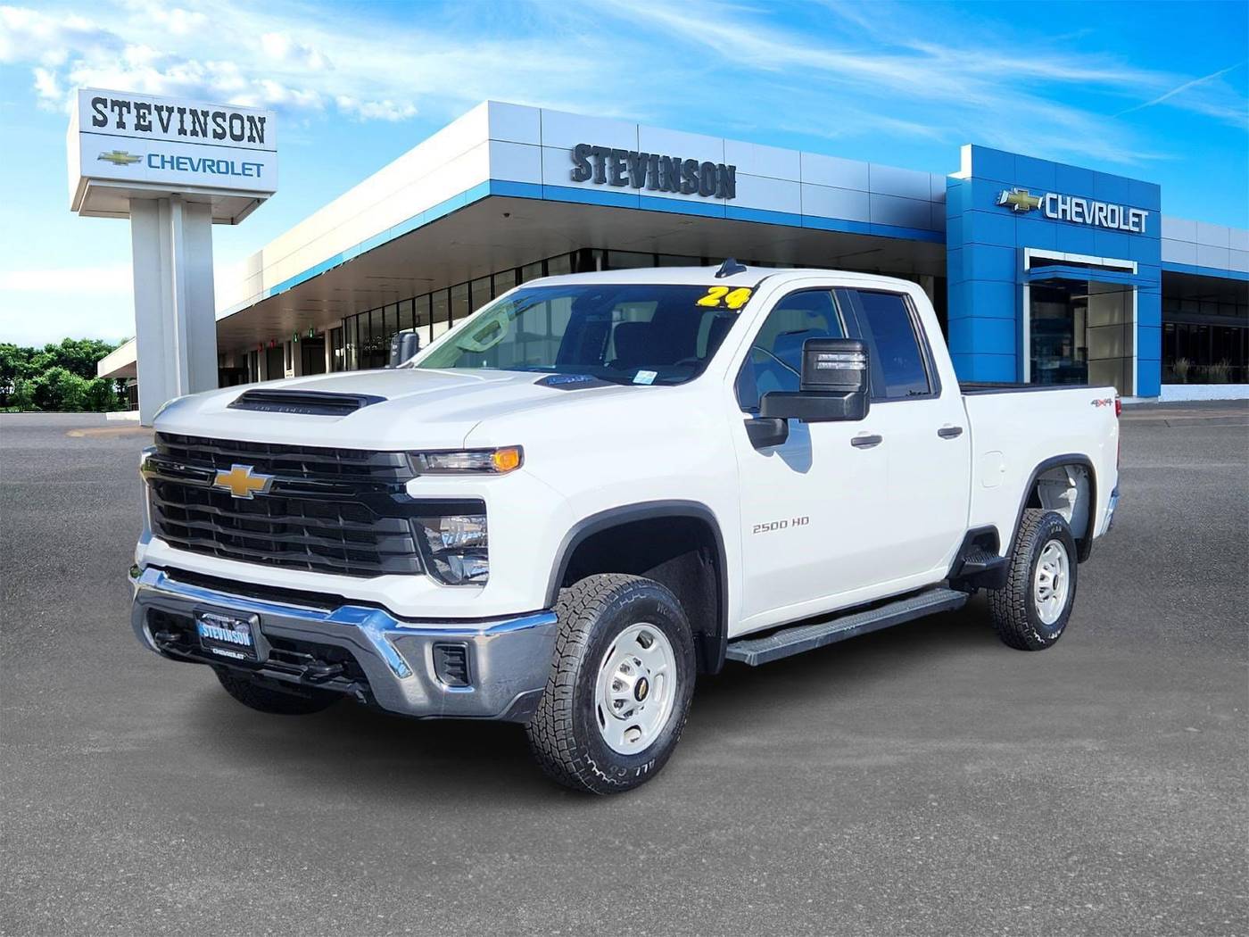 2024 Chevrolet Silverado 2500HD WT — Pickup Truck — 8,257 mi — Lakewood, CO
