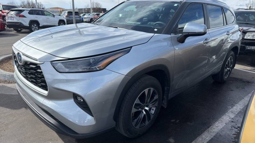 2024 Toyota Highlander Hybrid XLE — SUV — 1,666 mi — Aurora, CO