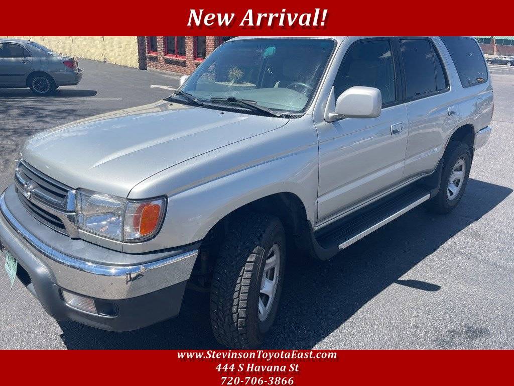 2001 Toyota 4Runner SR5 — SUV — 118,589 mi — Aurora, CO