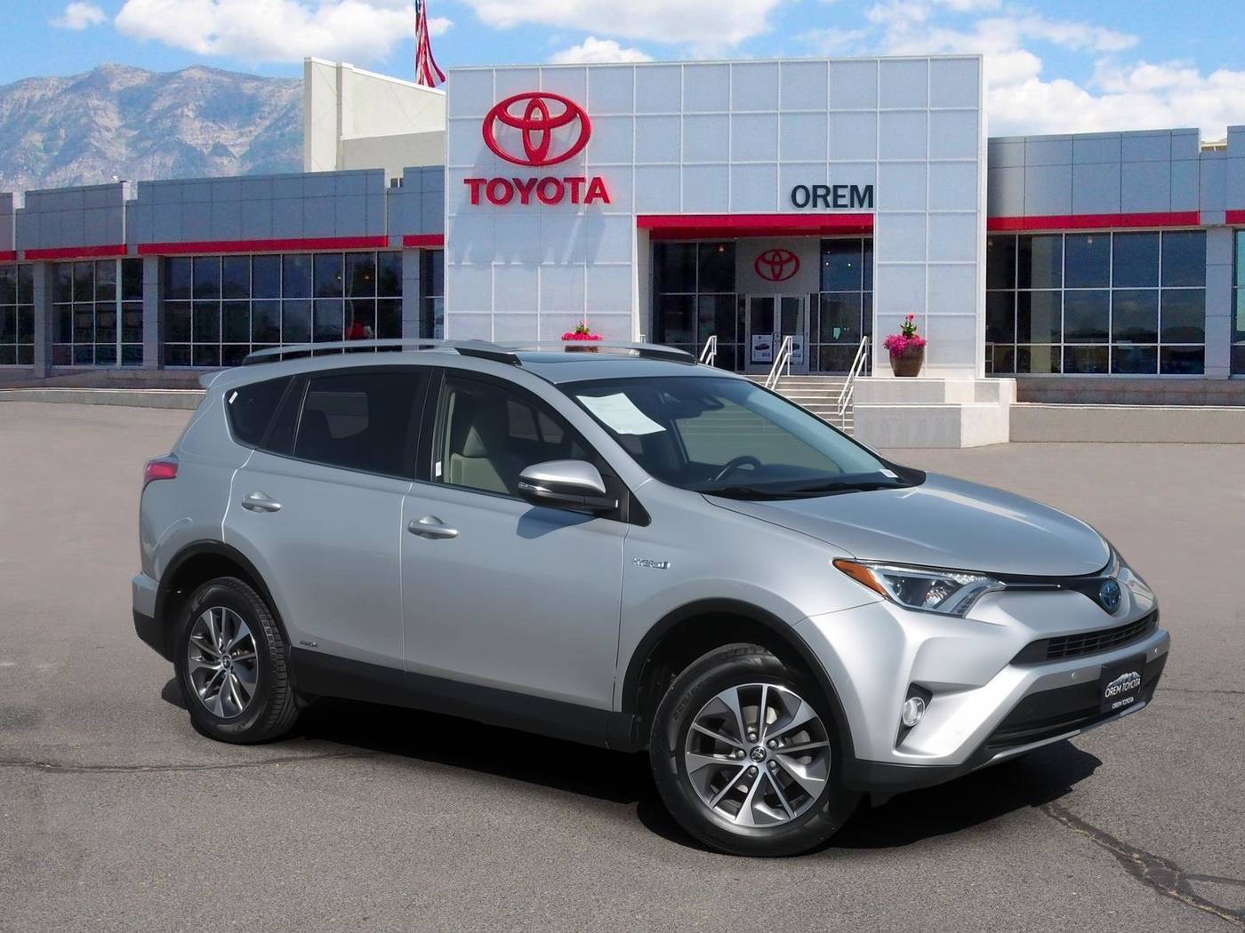 2016 Toyota RAV4 Hybrid XLE — SUV — 86,720 mi — Orem, UT