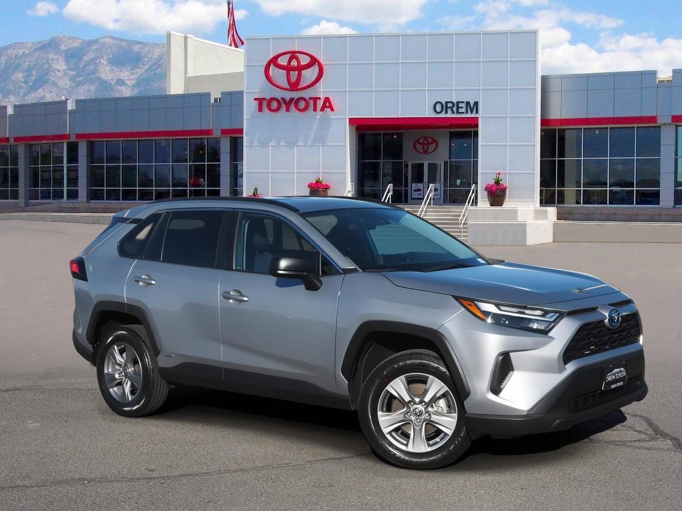 2023 Toyota RAV4 Hybrid LE — SUV — 7,900 mi — Orem, UT