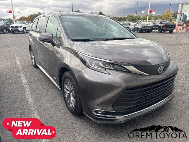 2021 Toyota Sienna XLE — Minivan — 58,147 mi — Orem, UT