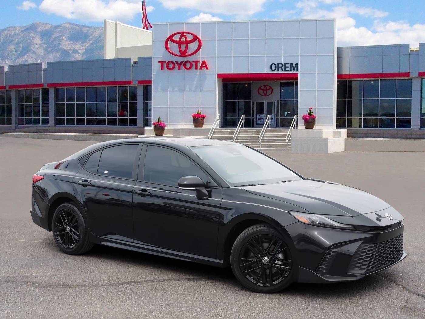 2025 Toyota Camry SE — Sedan — 6 mi — Orem, UT