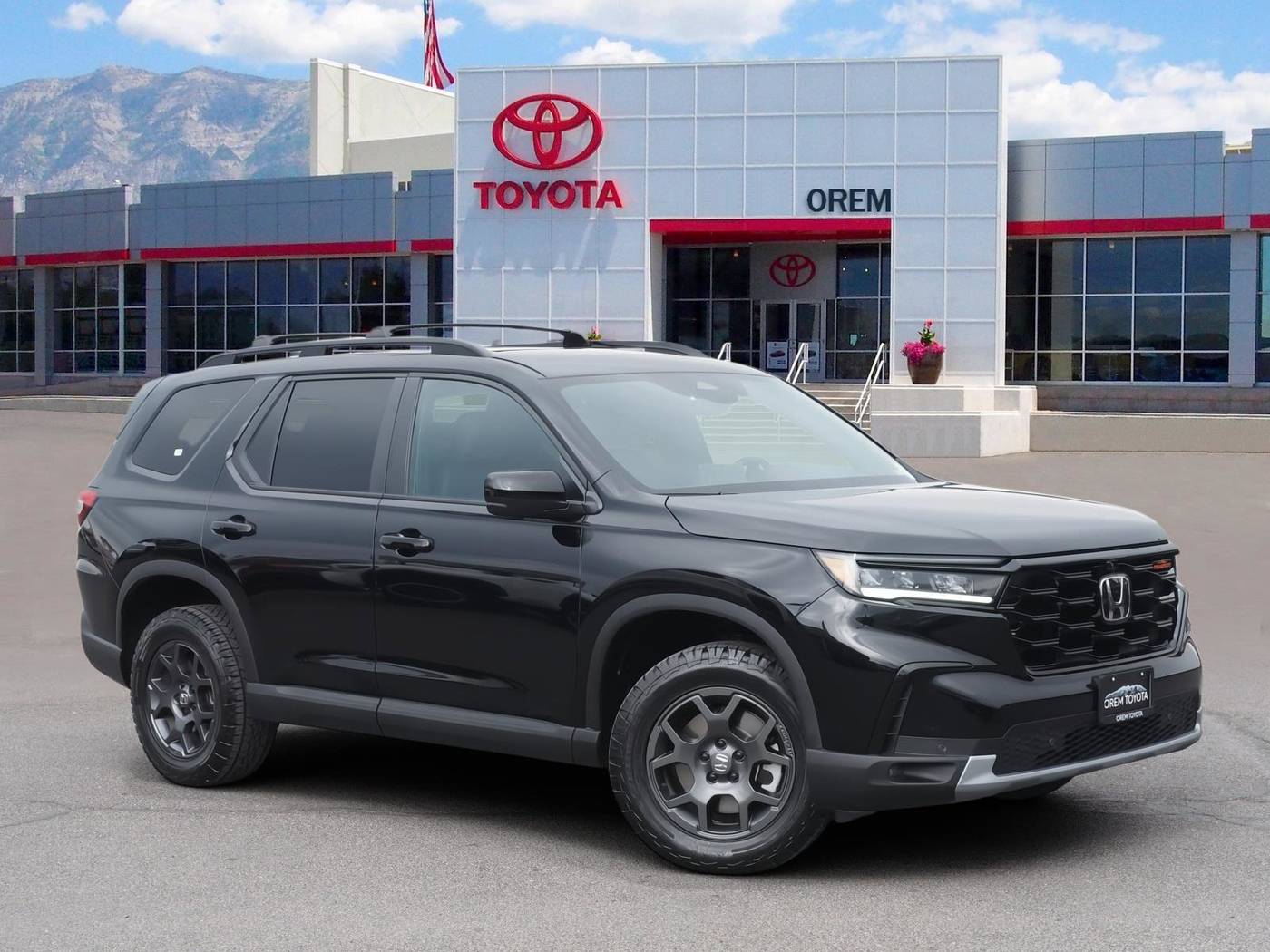 2025 Honda Pilot TrailSport — SUV — 14,345 mi — Orem, UT