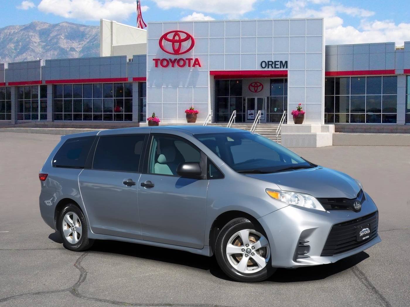 2018 Toyota Sienna L — Minivan — 126,650 mi — Orem, UT