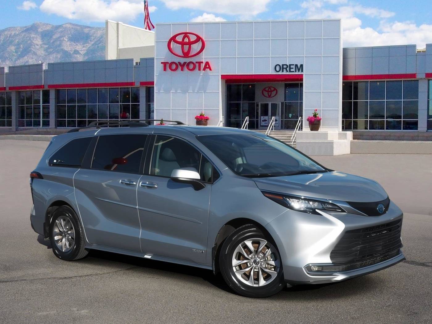 2021 Toyota Sienna XLE — Minivan — 66,834 mi — Orem, UT