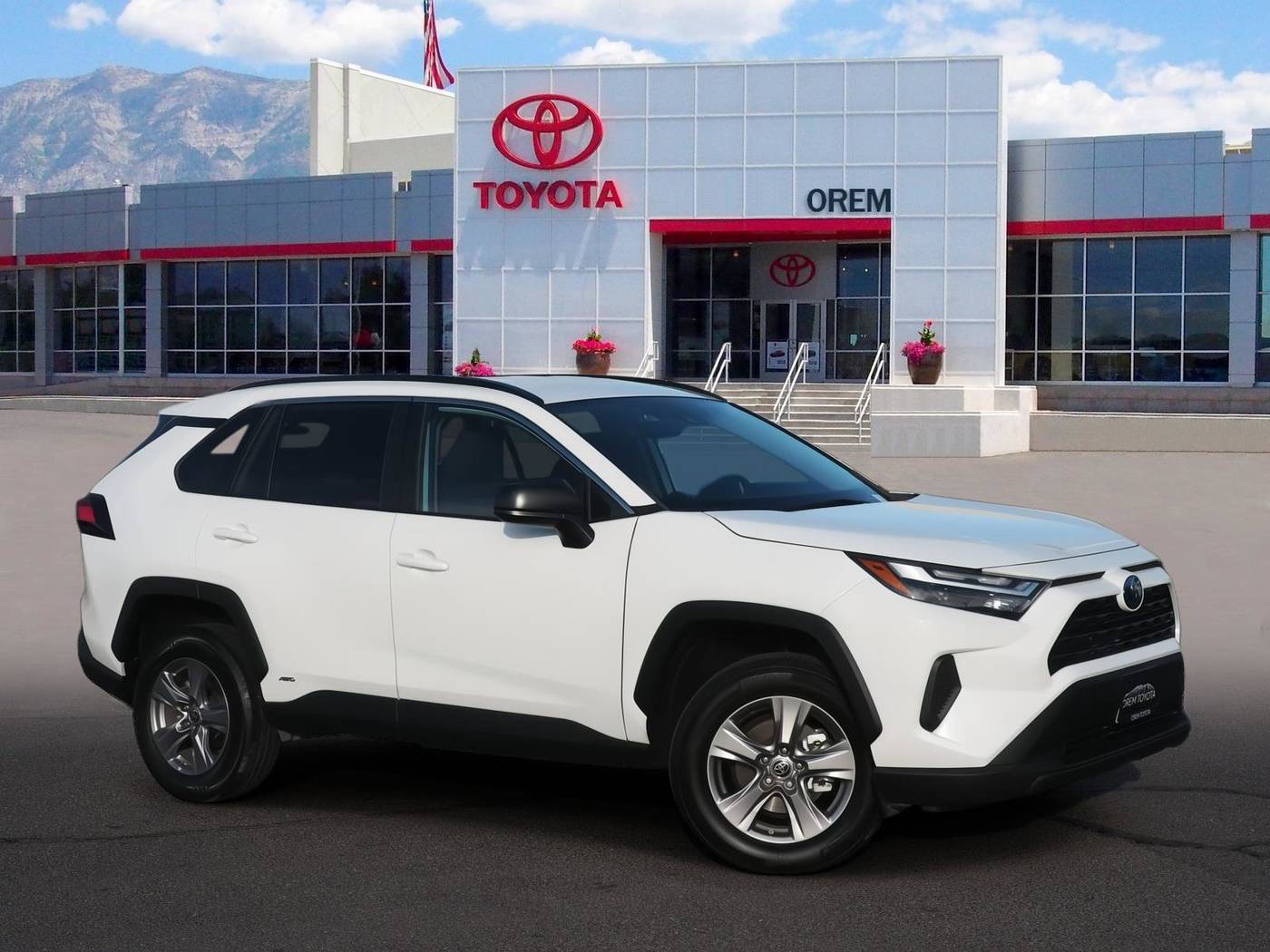2023 Toyota RAV4 Hybrid LE — SUV — 4,700 mi — Orem, UT