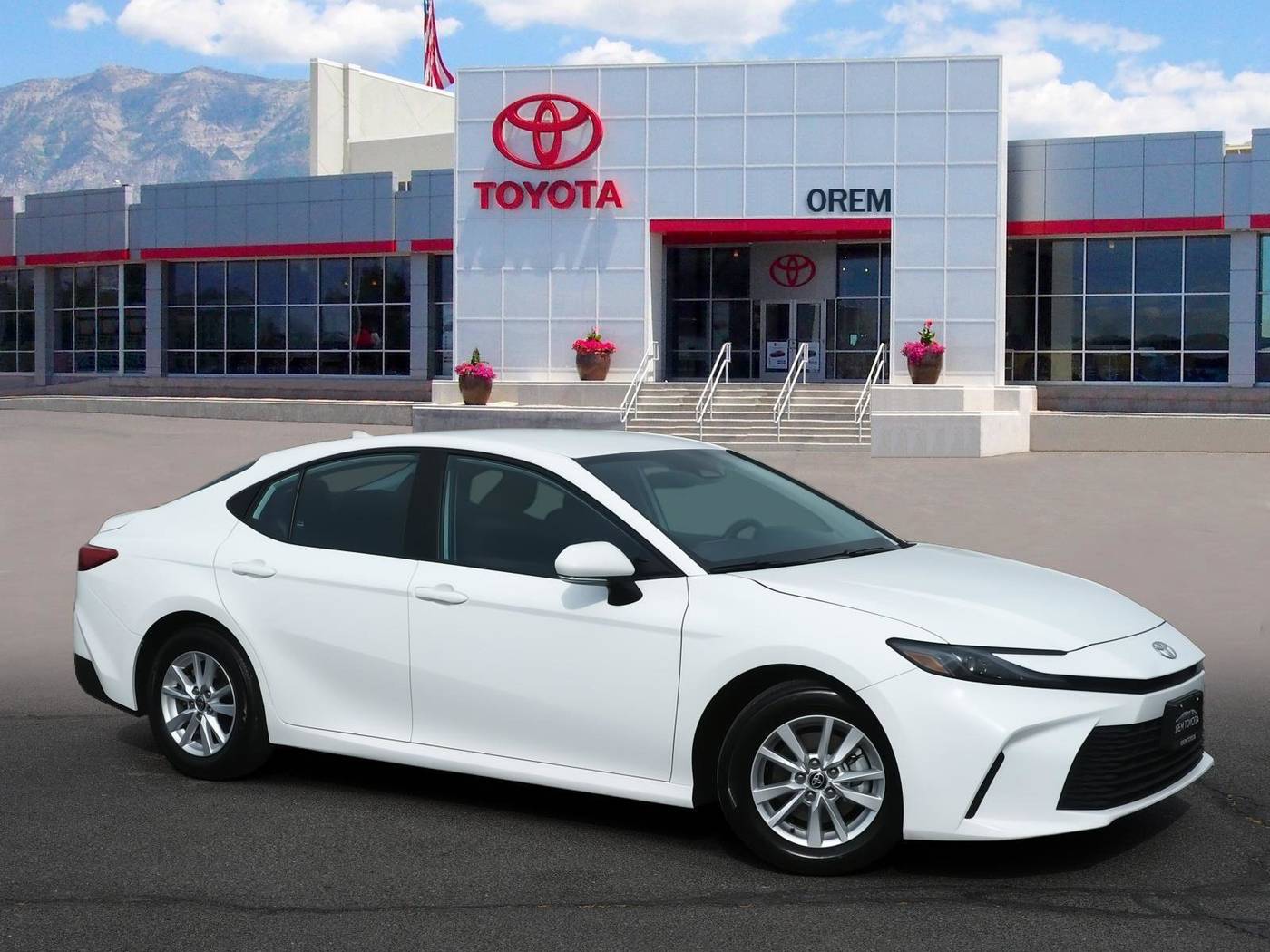 2025 Toyota Camry LE — Sedan — 13,693 mi — Orem, UT
