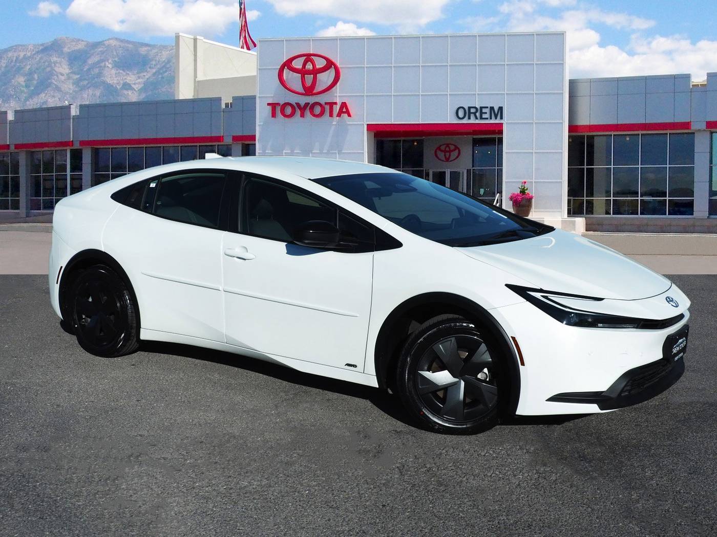 2024 Toyota Prius LE — Hatchback — 21,180 mi — Orem, UT