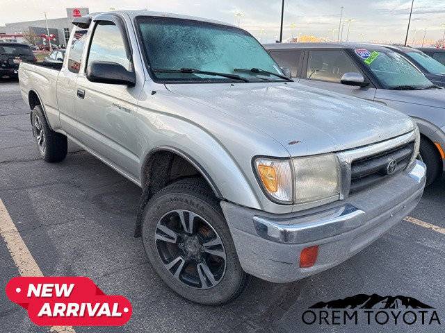 2000 Toyota Tacoma Base — Pickup Truck — 348,448 mi — Orem, UT