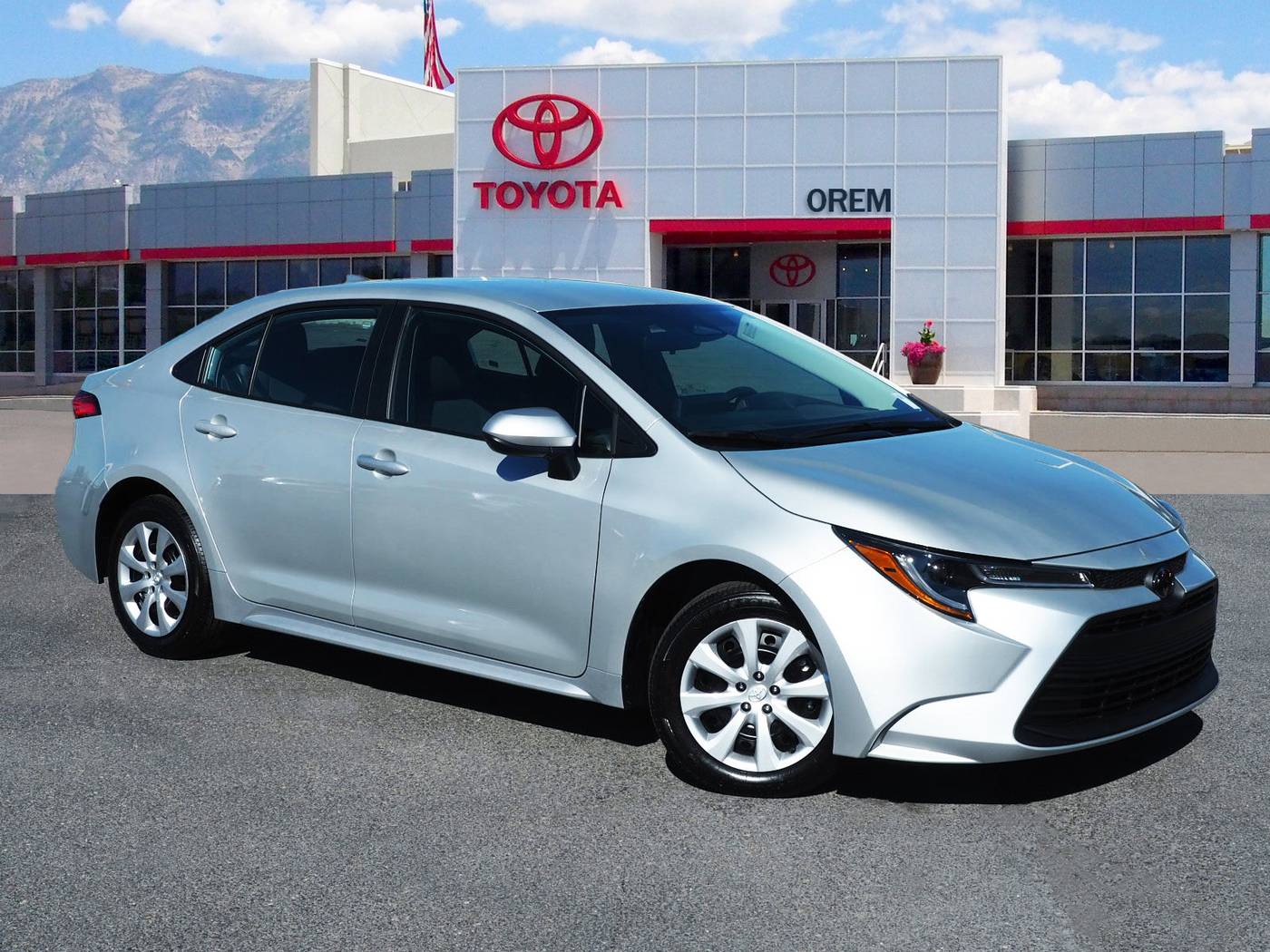 2025 Toyota Corolla LE — Sedan — 15 mi — Orem, UT