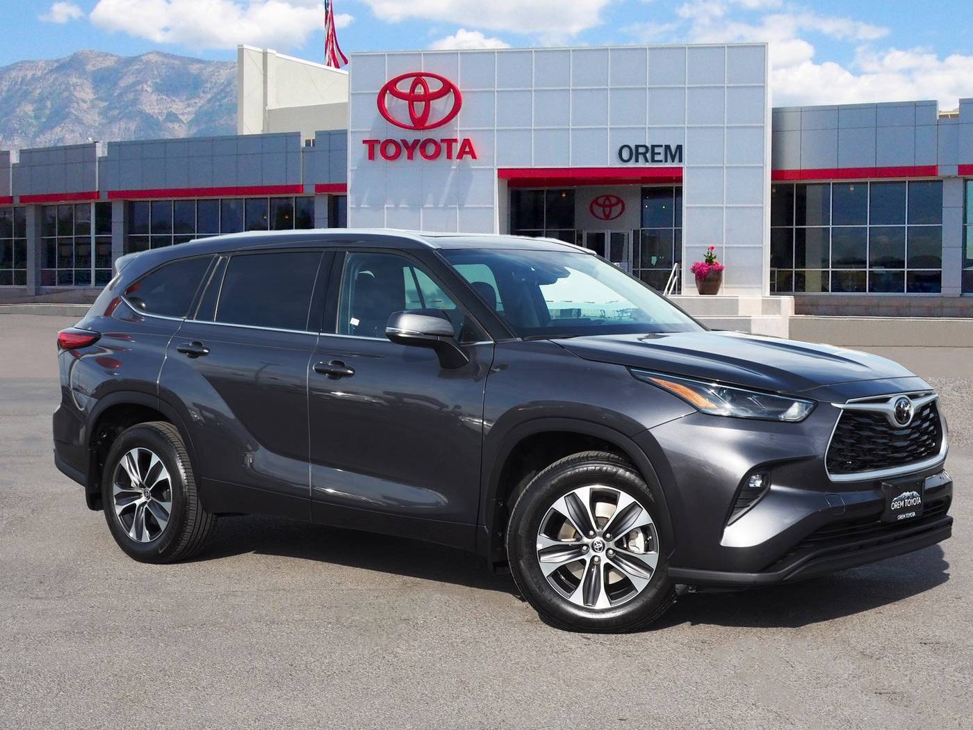2022 Toyota Highlander XLE — SUV — 34,194 mi — Orem, UT