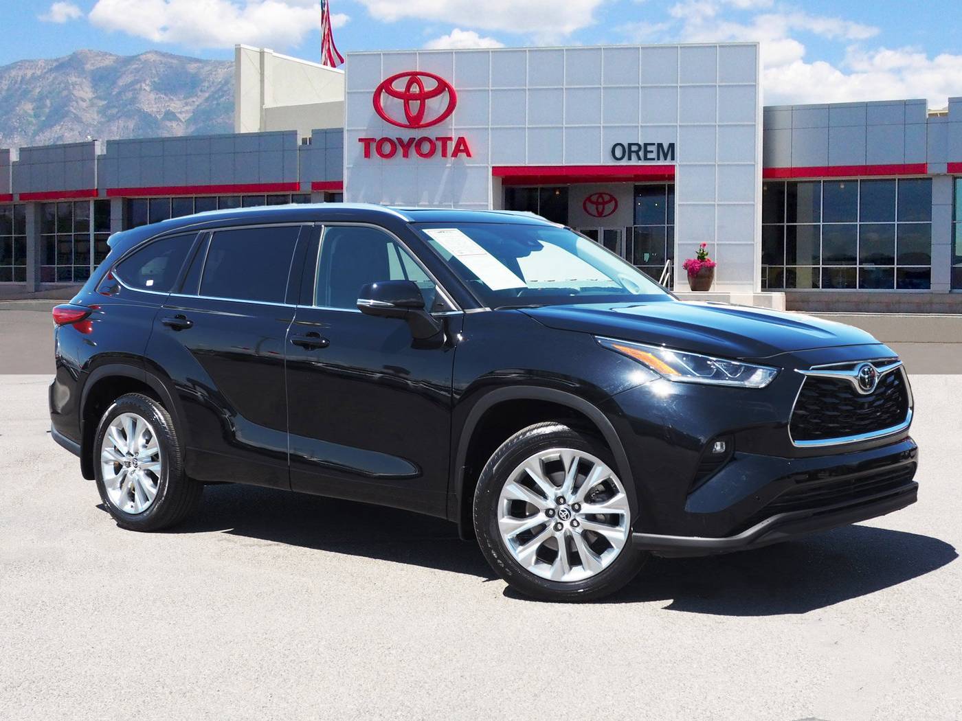 2023 Toyota Highlander L — SUV — 17,550 mi — Orem, UT