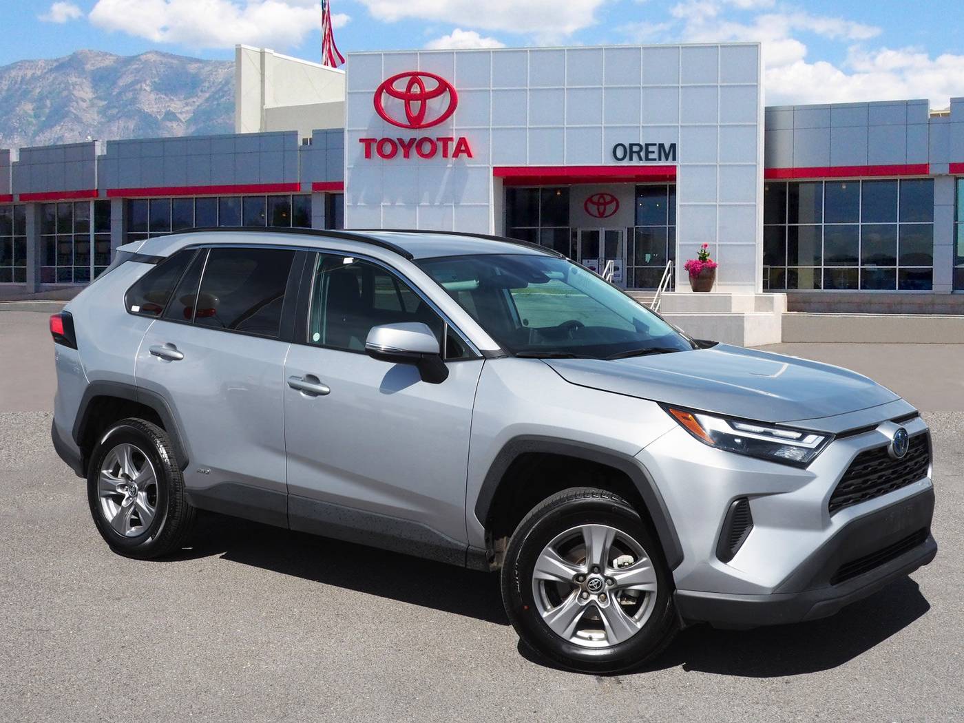2024 Toyota RAV4 Hybrid XLE — SUV — 15,273 mi — Orem, UT