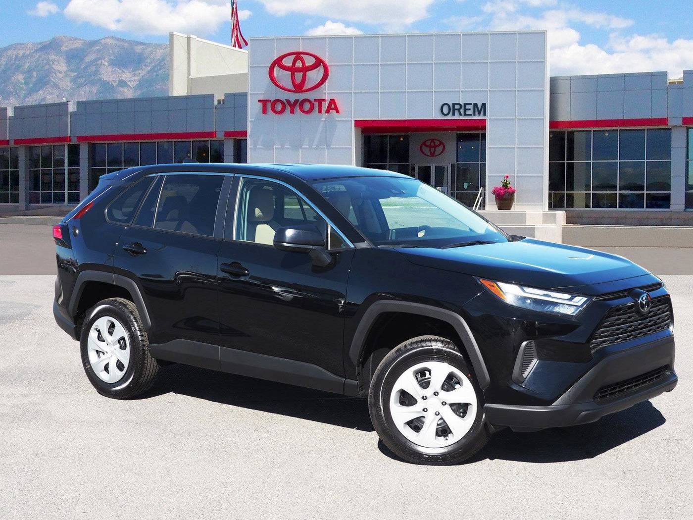 2025 Toyota RAV4 LE — SUV — 82 mi — Orem, UT
