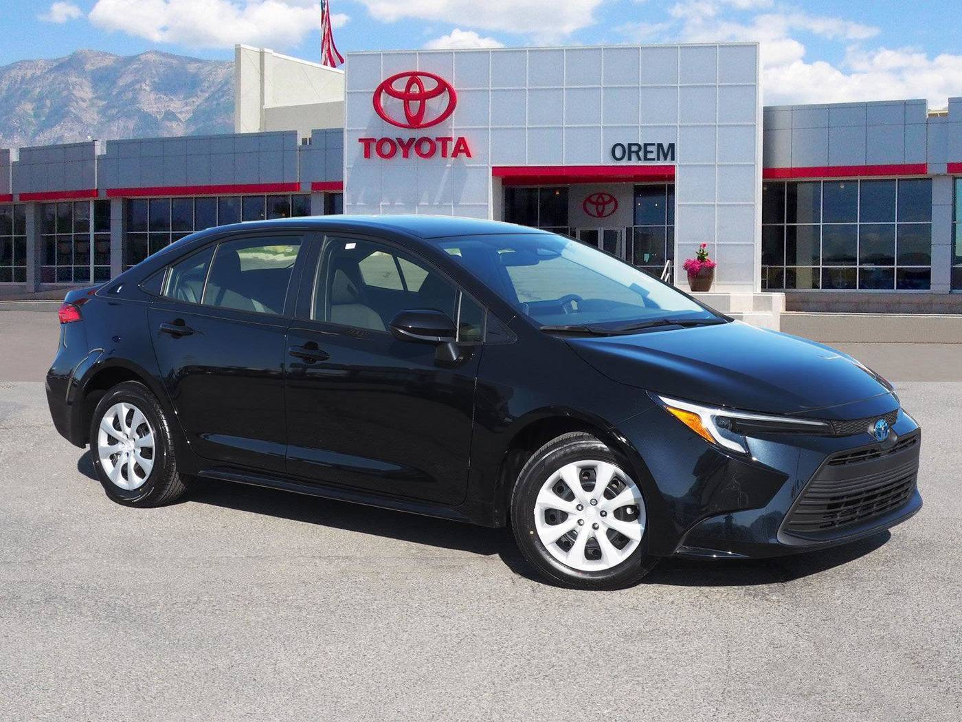 2025 Toyota Corolla Hybrid LE — Sedan — 187 mi — Orem, UT