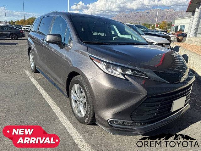 2023 Toyota Sienna Limited — Minivan — 23,000 mi — Orem, UT