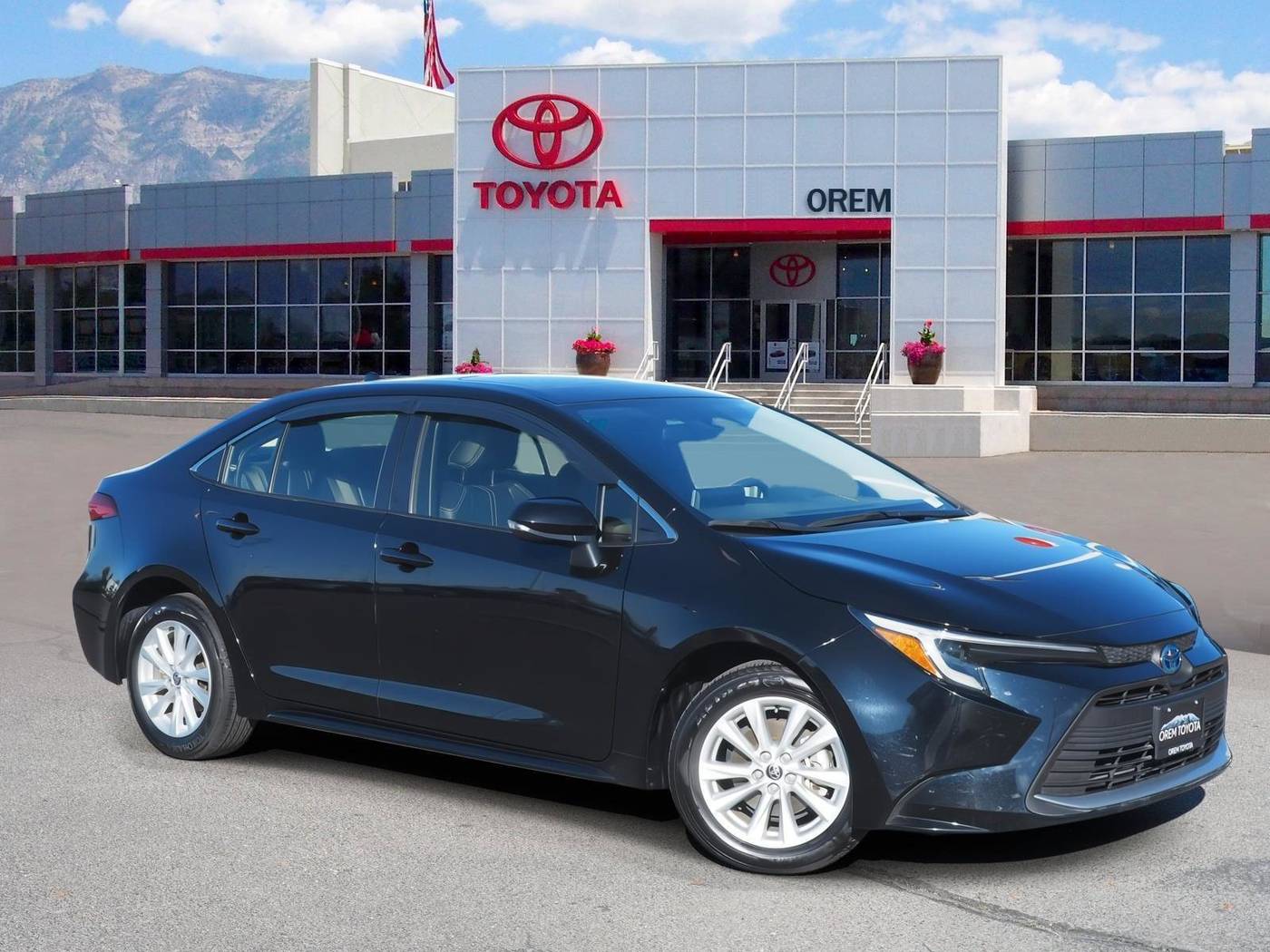 2024 Toyota Corolla Hybrid XLE — Sedan — 17,663 mi — Orem, UT