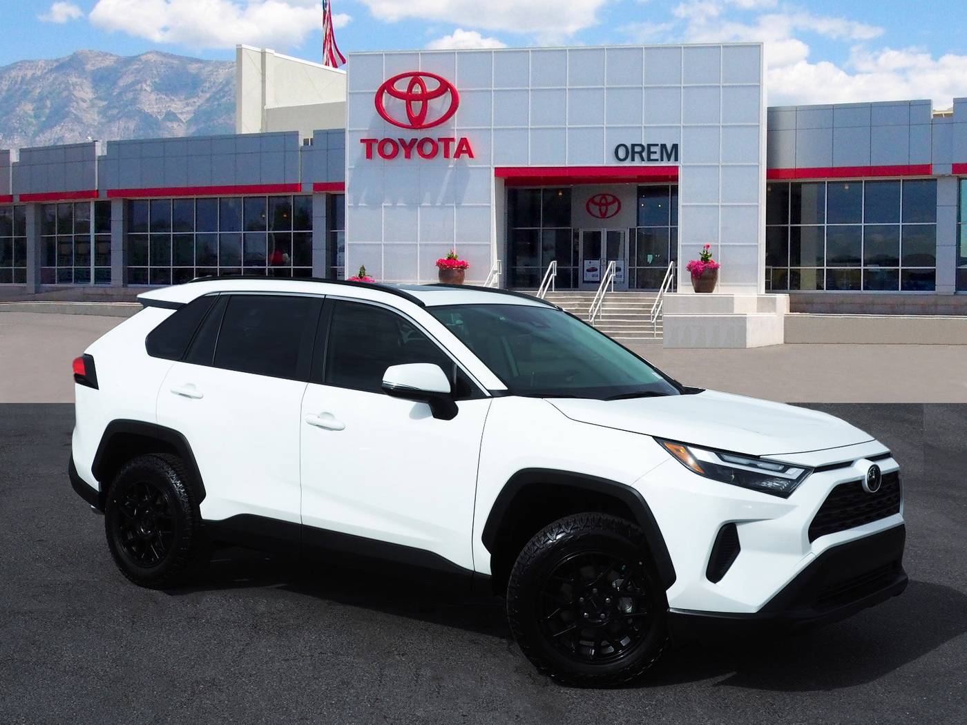 2025 Toyota RAV4 XLE — SUV — 15 mi — Orem, UT