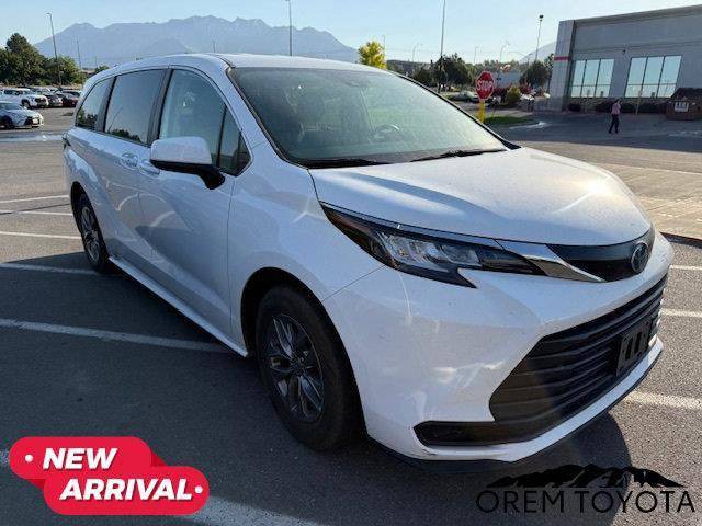 2023 Toyota Sienna LE — Minivan — 61,341 mi — Orem, UT