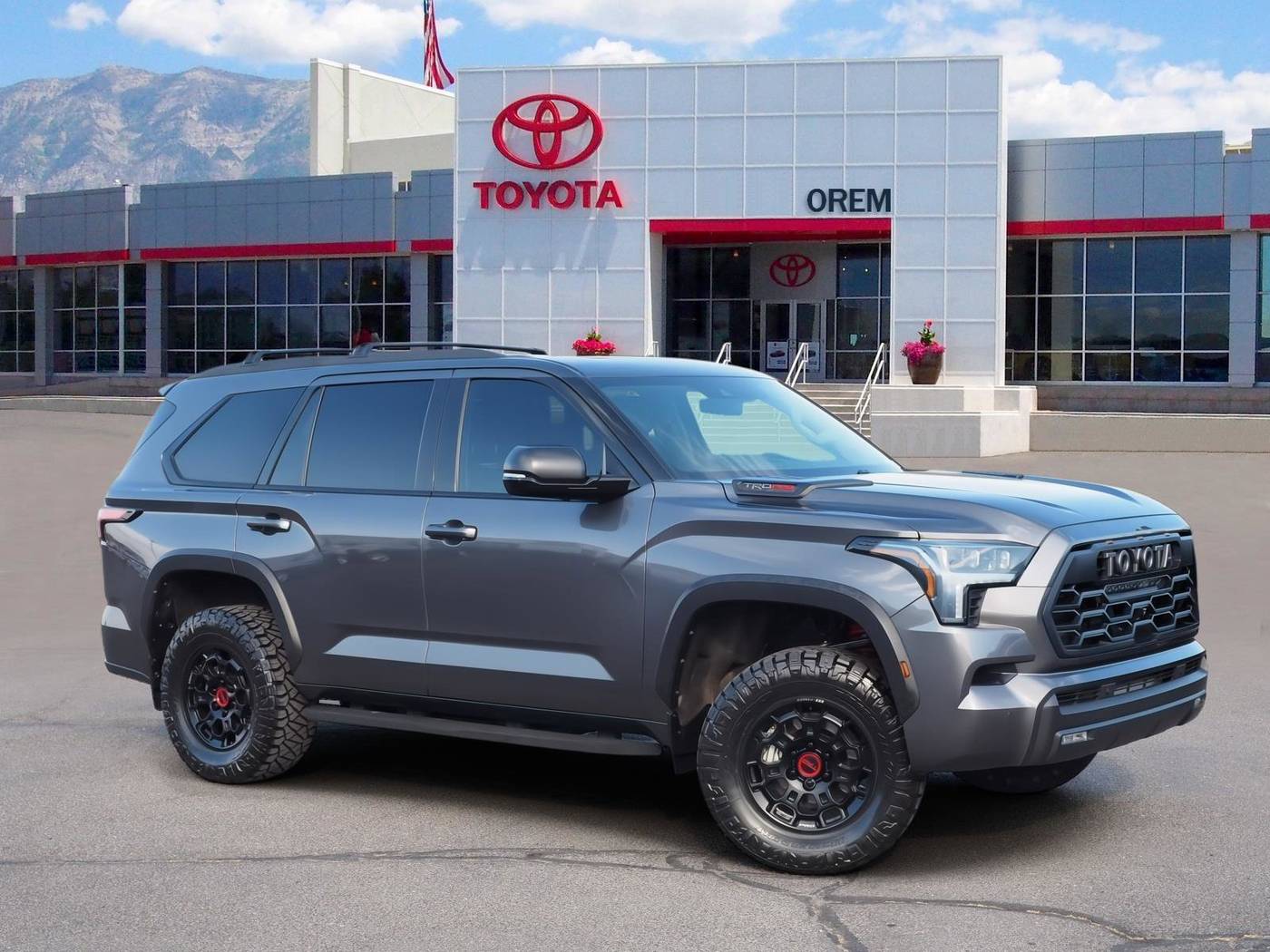 2023 Toyota Sequoia SR5 — SUV — 22,350 mi — Orem, UT