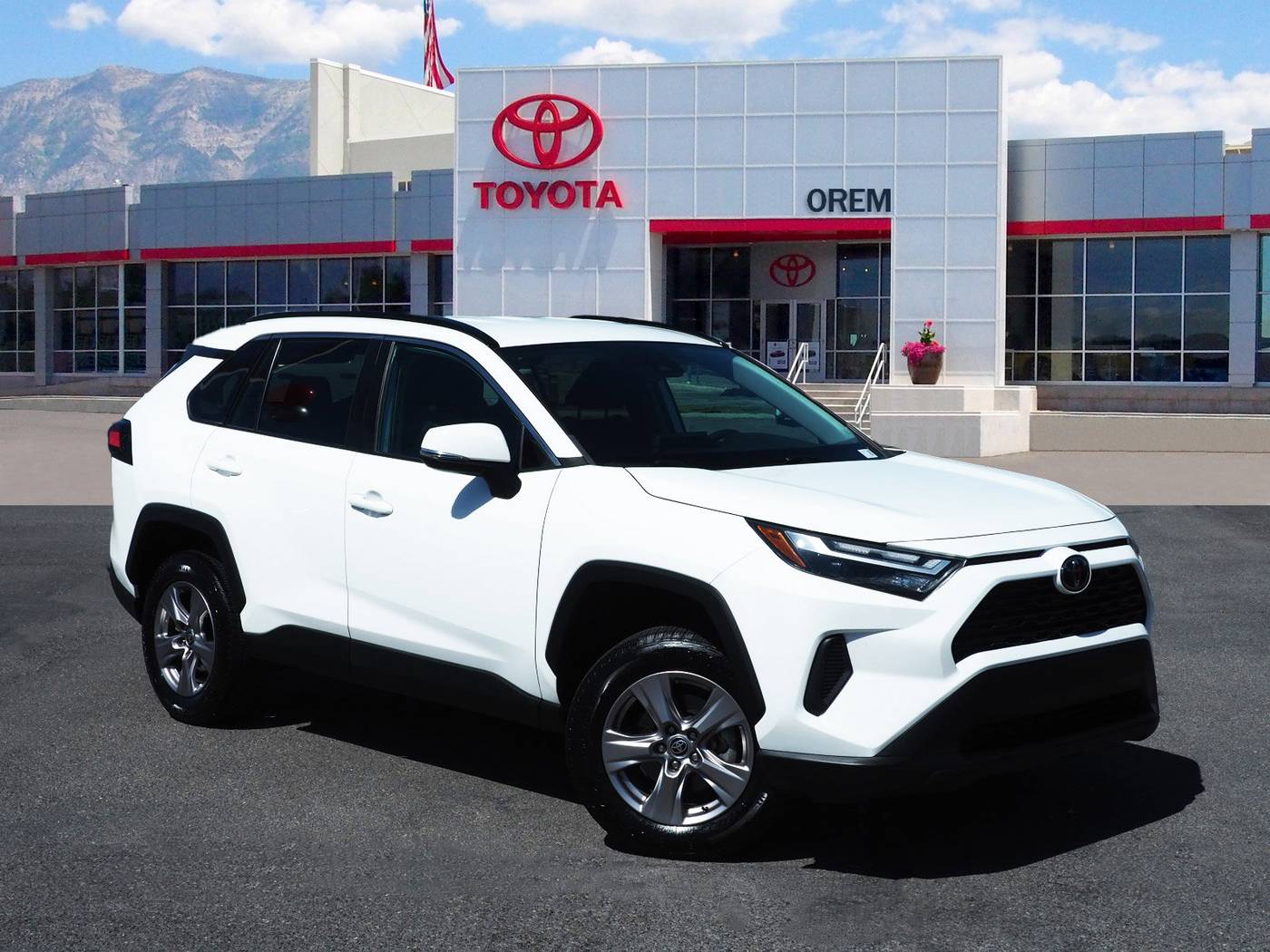 2022 Toyota RAV4 XLE — SUV — 18,996 mi — Orem, UT
