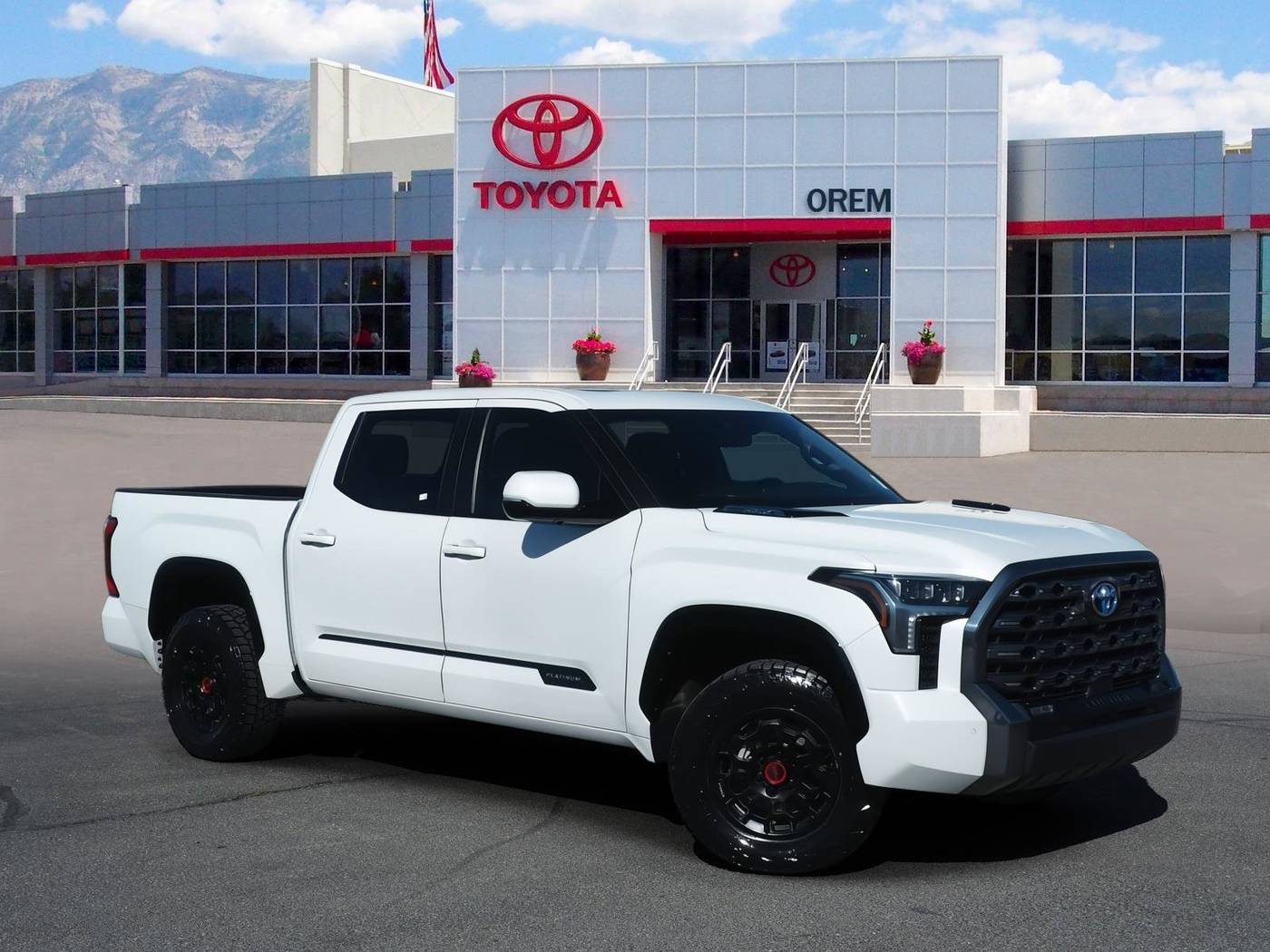2024 Toyota Tundra Hybrid Platinum — Pickup Truck — 30,366 mi — Orem, UT