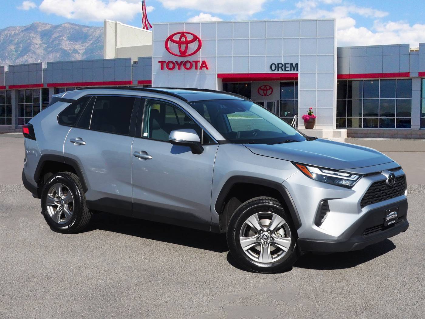 2024 Toyota RAV4 XLE — SUV — 20,489 mi — Orem, UT
