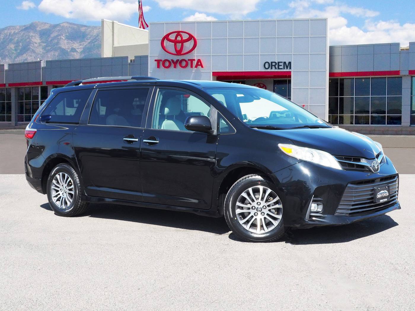 2019 Toyota Sienna XLE Premium — Minivan — 66,245 mi — Orem, UT