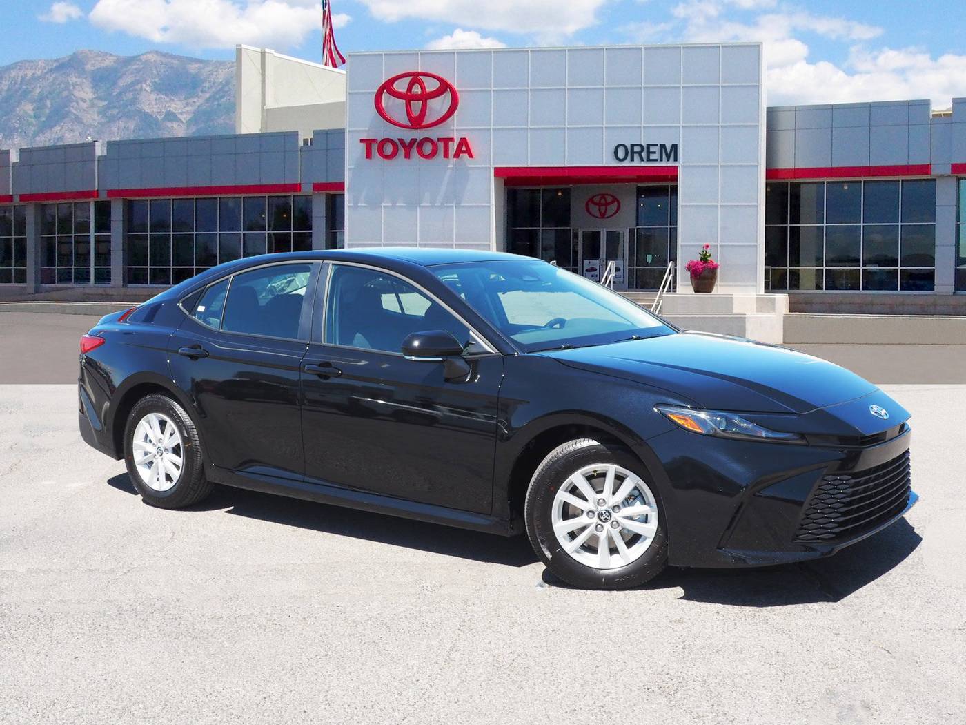 2025 Toyota Camry LE — Sedan — 15 mi — Orem, UT